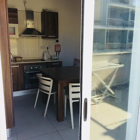 Paceville Montecarlo Apartament St. Julian's